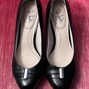 Life Stride Black Pumps Women's Size 6